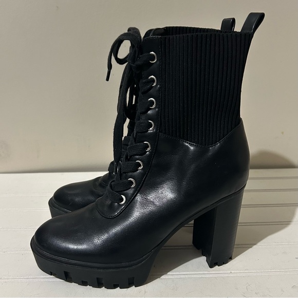 Forever 21 Women’s Boots 7.5 Black Ribbed Pull On Faux Leather Chunky Grunge Y2K - Picture 1 of 11